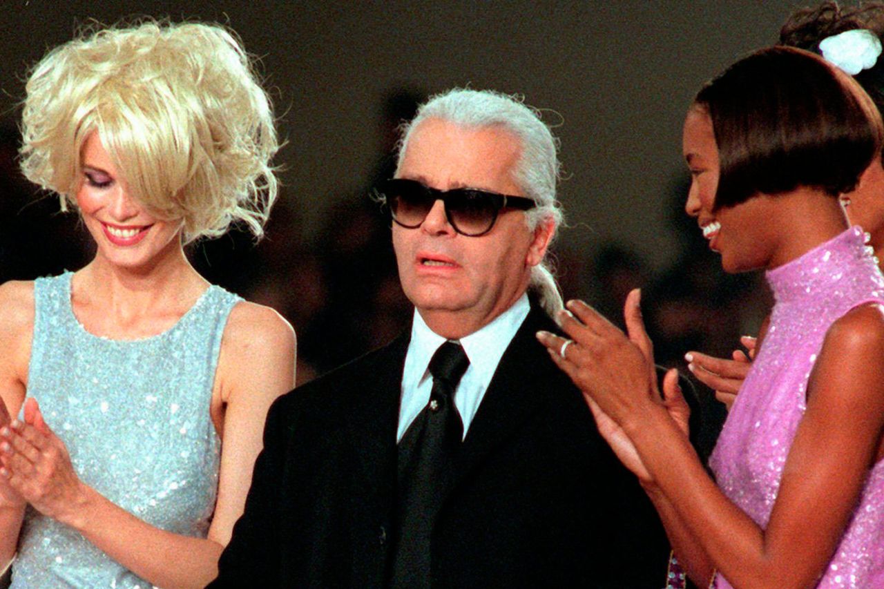 Everyone Cried at Karl Lagerfeld's Final Show for Fendi, Which Paid Tribute  to the Late Designer