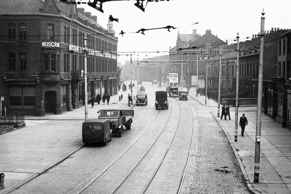 Albert Bridge Road looking from Templemore Avenue citywards. 2/9/1943
Belfast Telegraph Collection/NMNI