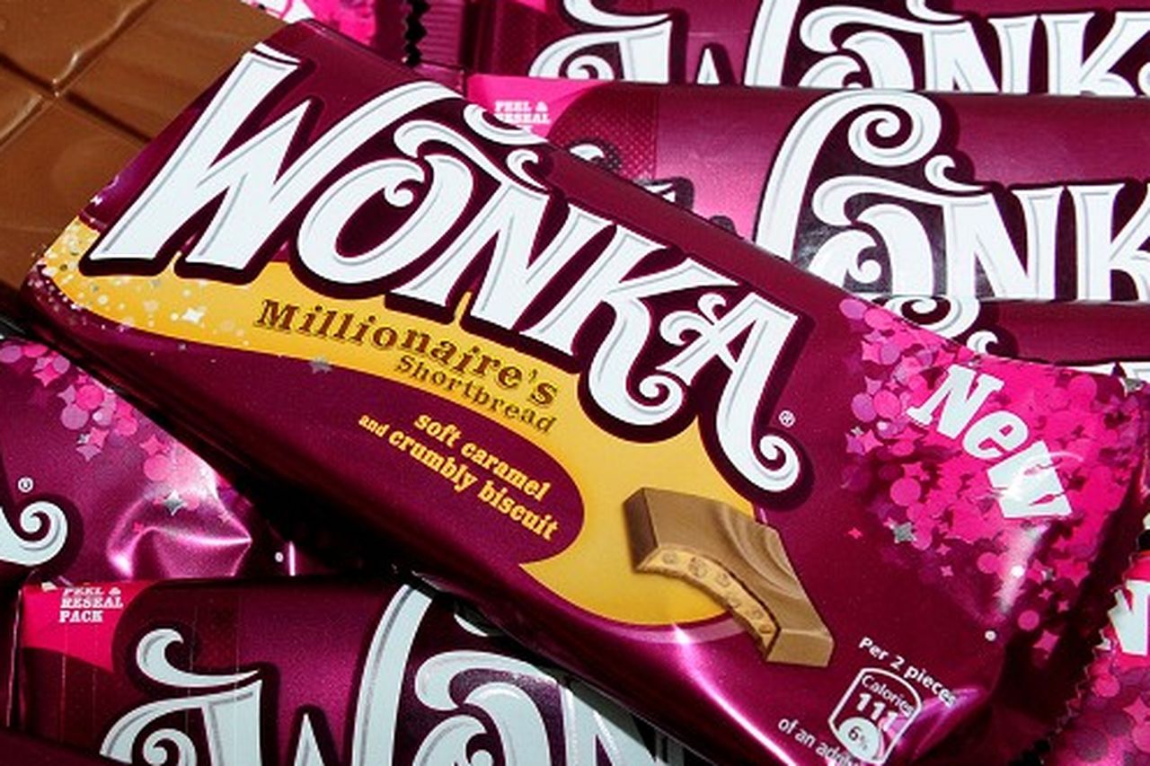 Sweet shop fined for Wonka bar scam