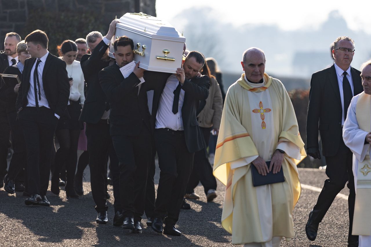 Caitlin-Rose McMullan: Tributes paid at funeral of schoolgirl killed in ...