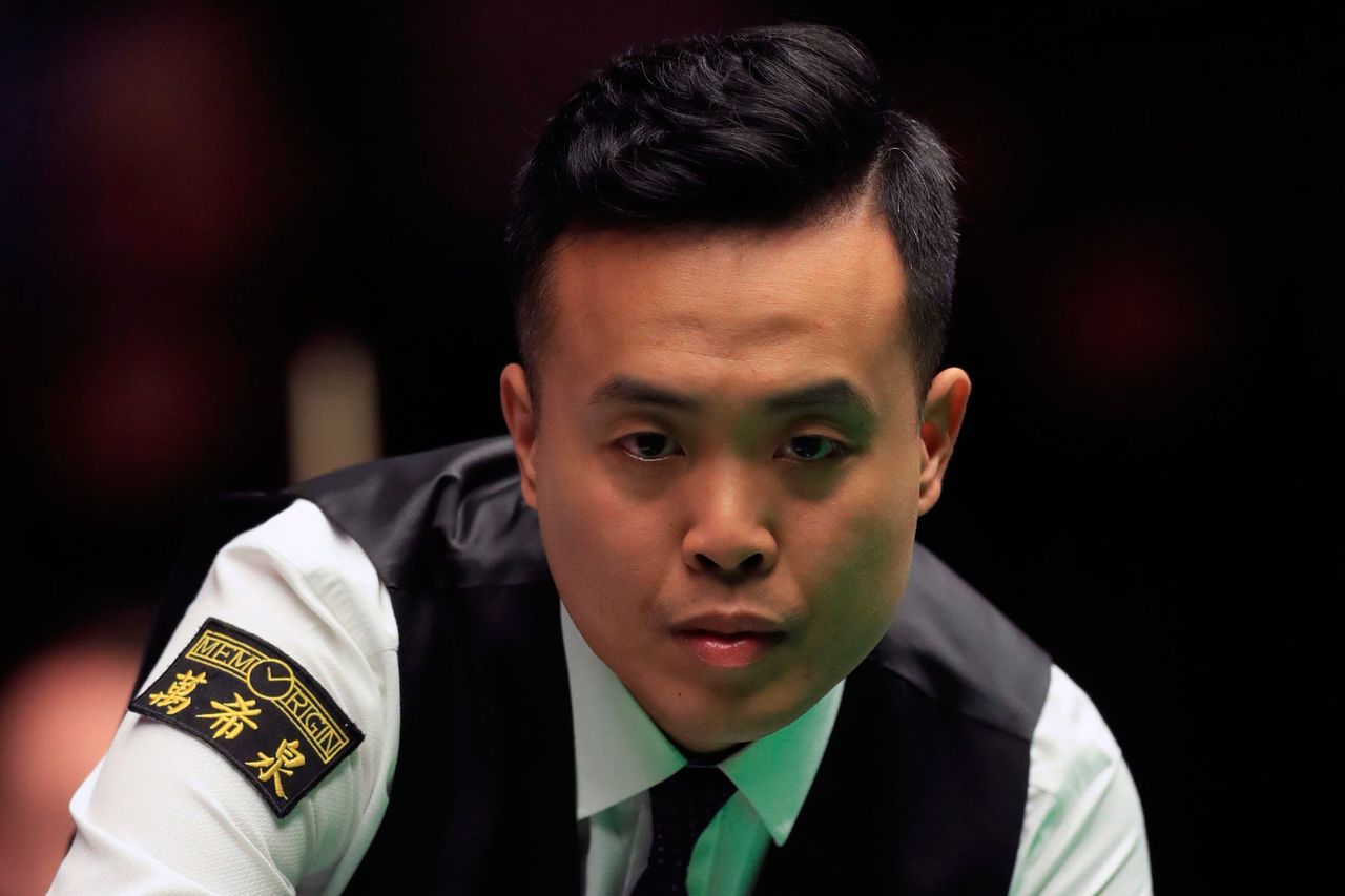 Marco Fu shrugs off nerves to secure big quarter final clash with