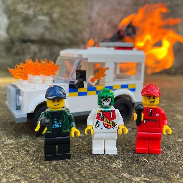 Dublin Bricks is releasing a set on Kneecap with a police Landrover on fire.