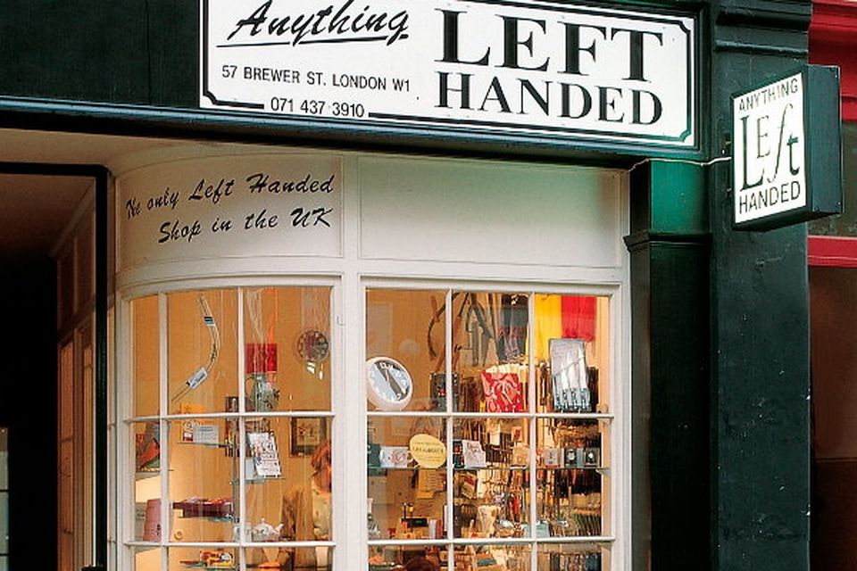 Left handed tour - Left handed children