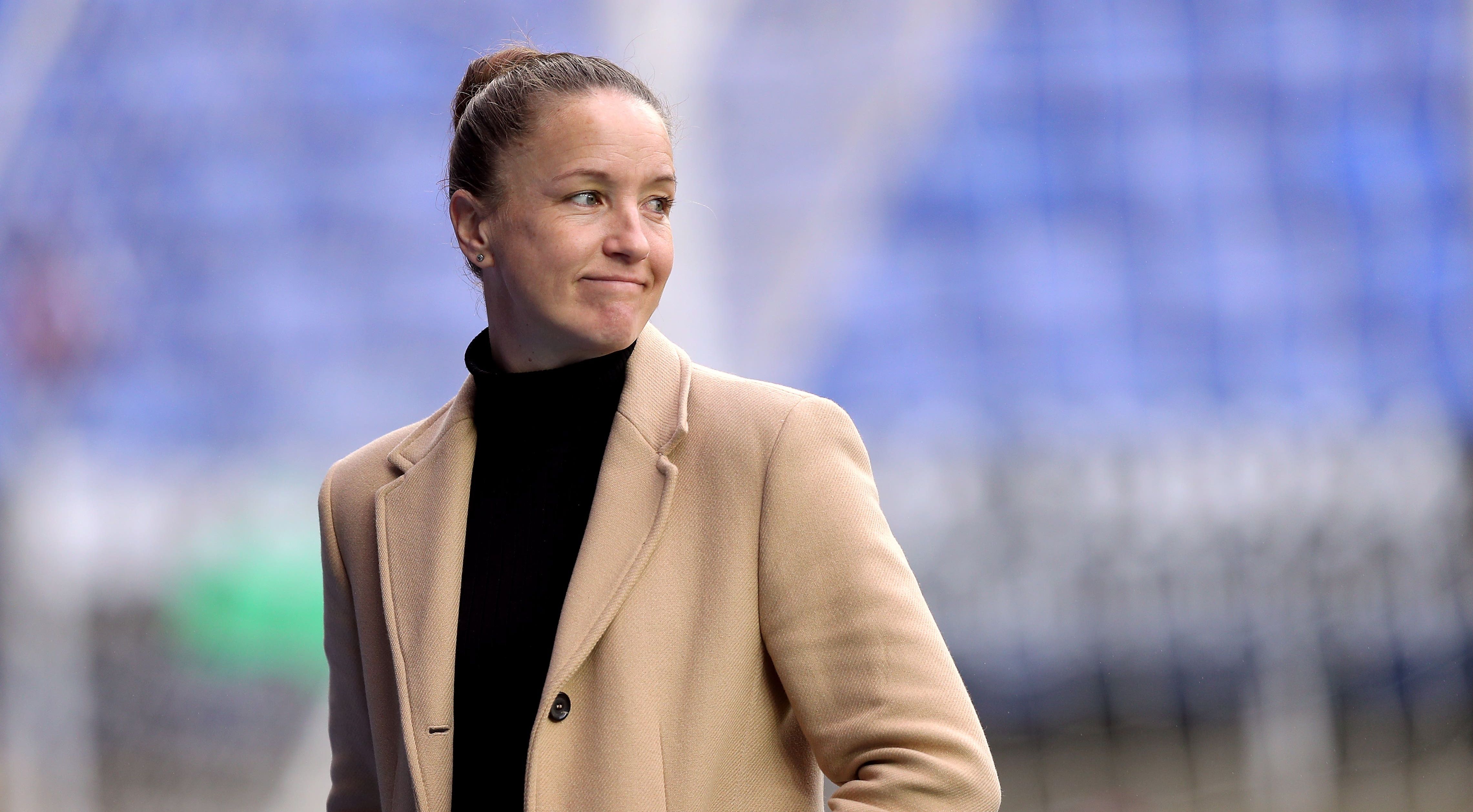 Head coach Casey Stoney makes 'incredibly tough' call to leave Manchester  United 