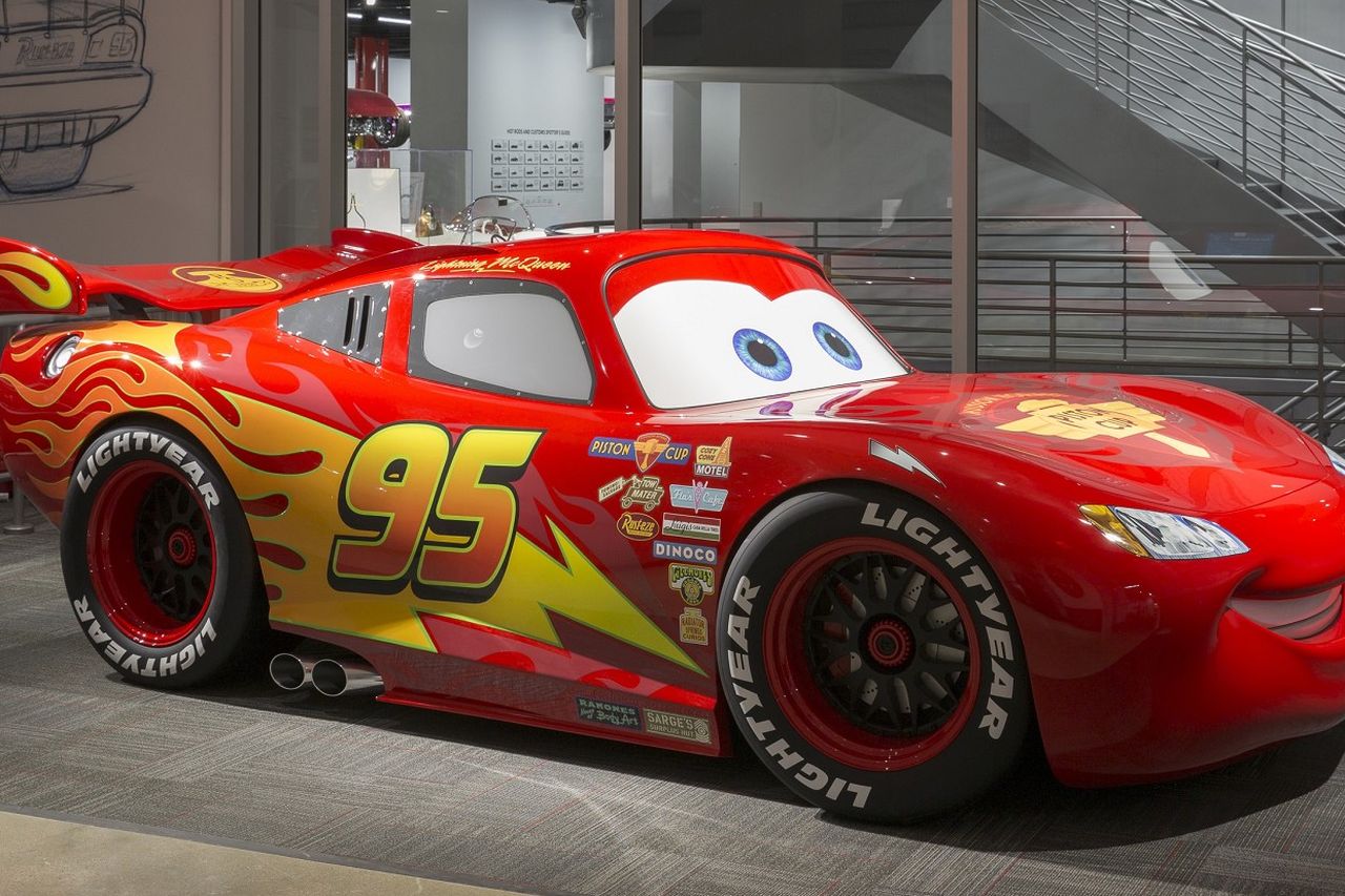 Disney Pixar's 'Cars 3' Unveils Life-Size Lightning McQueen