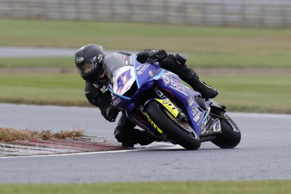 Richard Cooper (BPE Russell Racing Yamaha) in action during his Supersport victory at the Sunflower Trophy