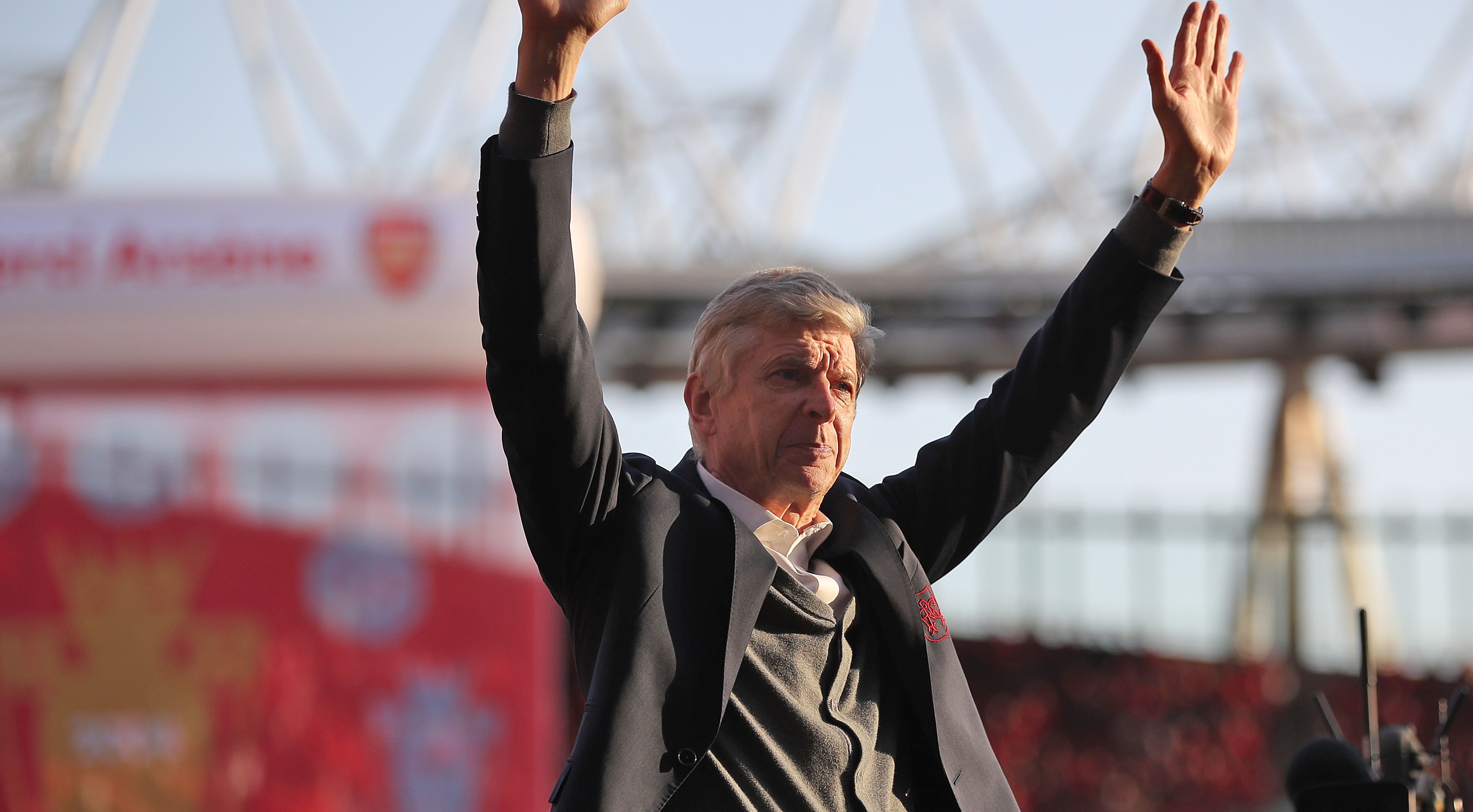 Arsene Wenger claims he could have gone to Manchester United