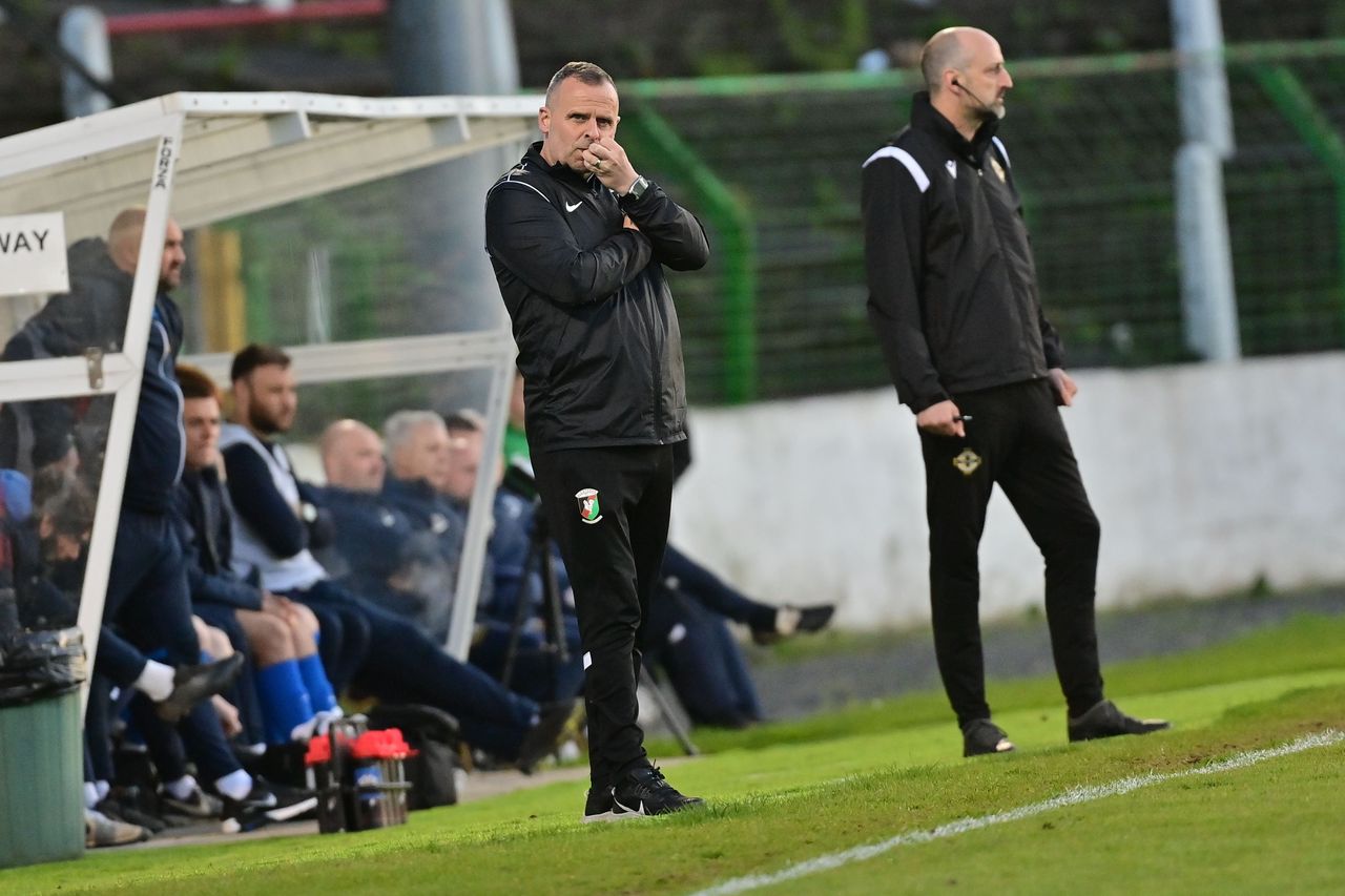 Glentoran could soon join managerial merry-go-round as Dungannon Swifts ...