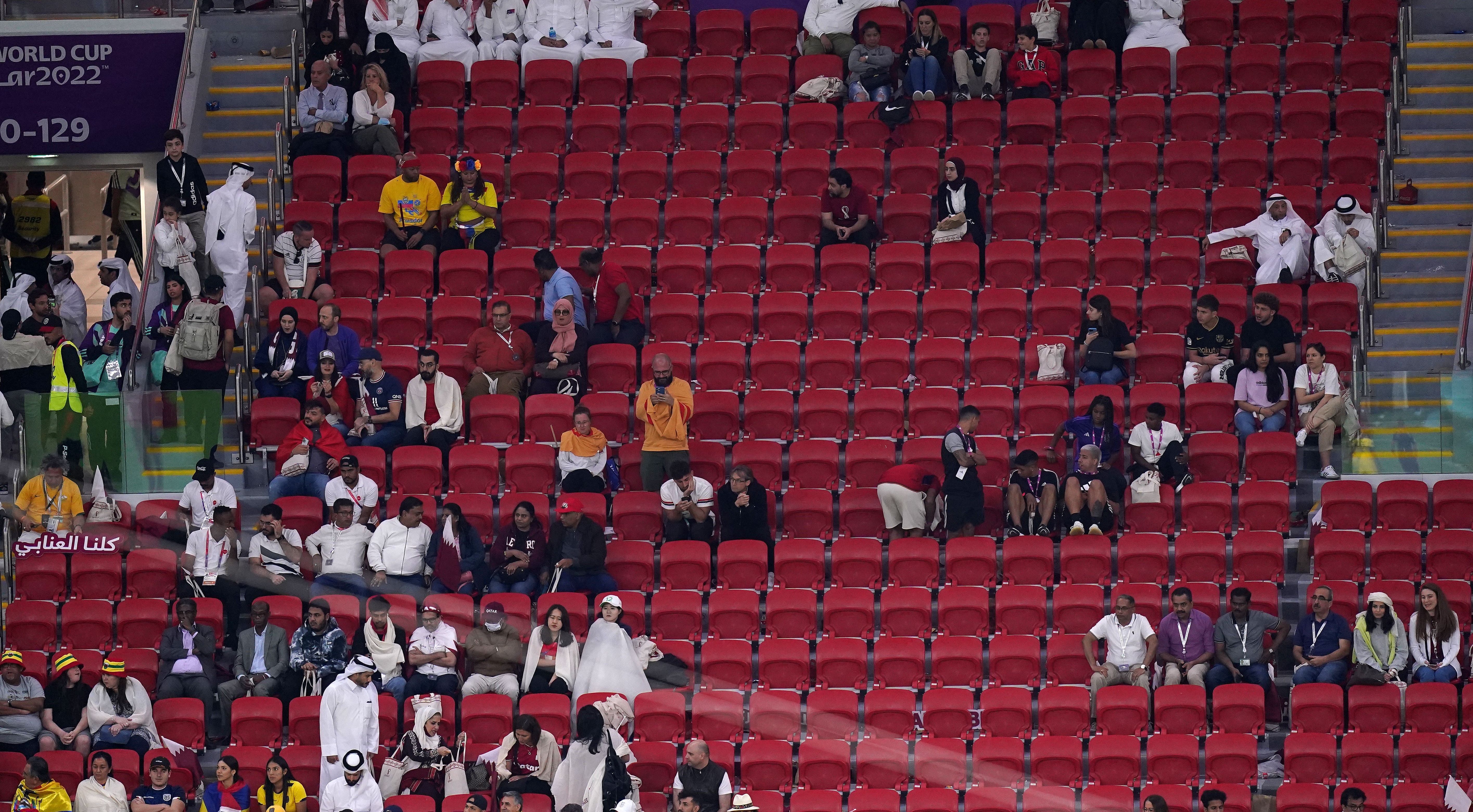 Qatar coach Felix Sanchez hails fans despite mass exodus in defeat by  Ecuador 