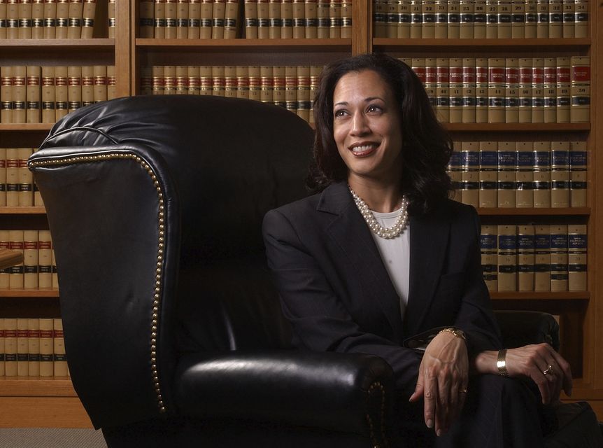 Then-San Francisco district attorney Kamala Harris poses for a portrait in San Francisco, June 18, 2004 (Jose Sanchez/AP)