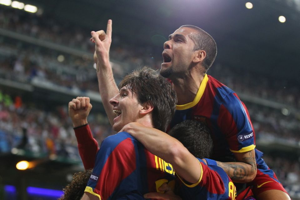 Real Madrid fan at Bernabeu caught CELEBRATING Lionel Messi's