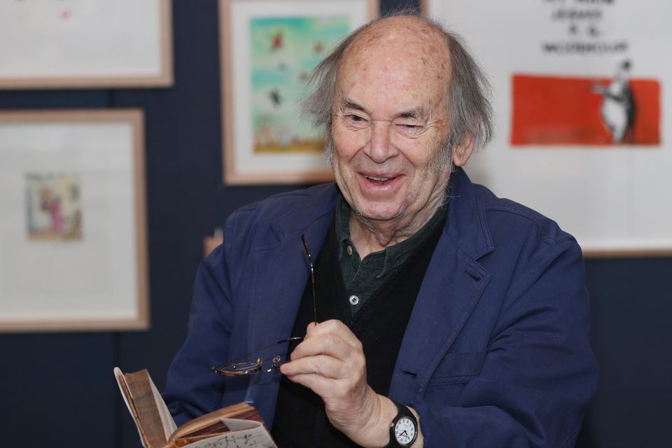 Quentin Blake’s birthday celebrated by illustrators with drawings of 90 ...