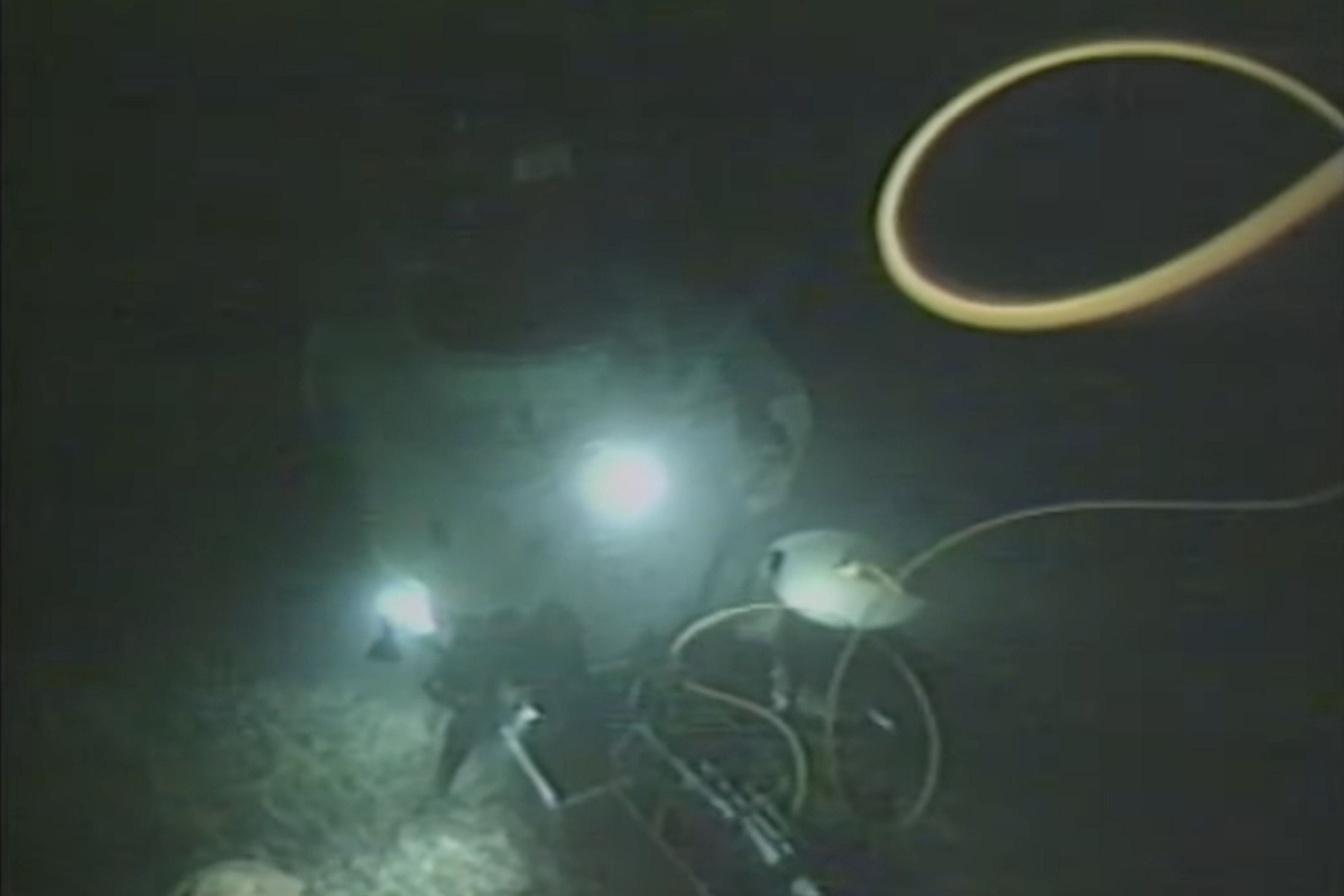 Titanic: Team that found ship shares new YouTube video of 1986 wreckage dive  