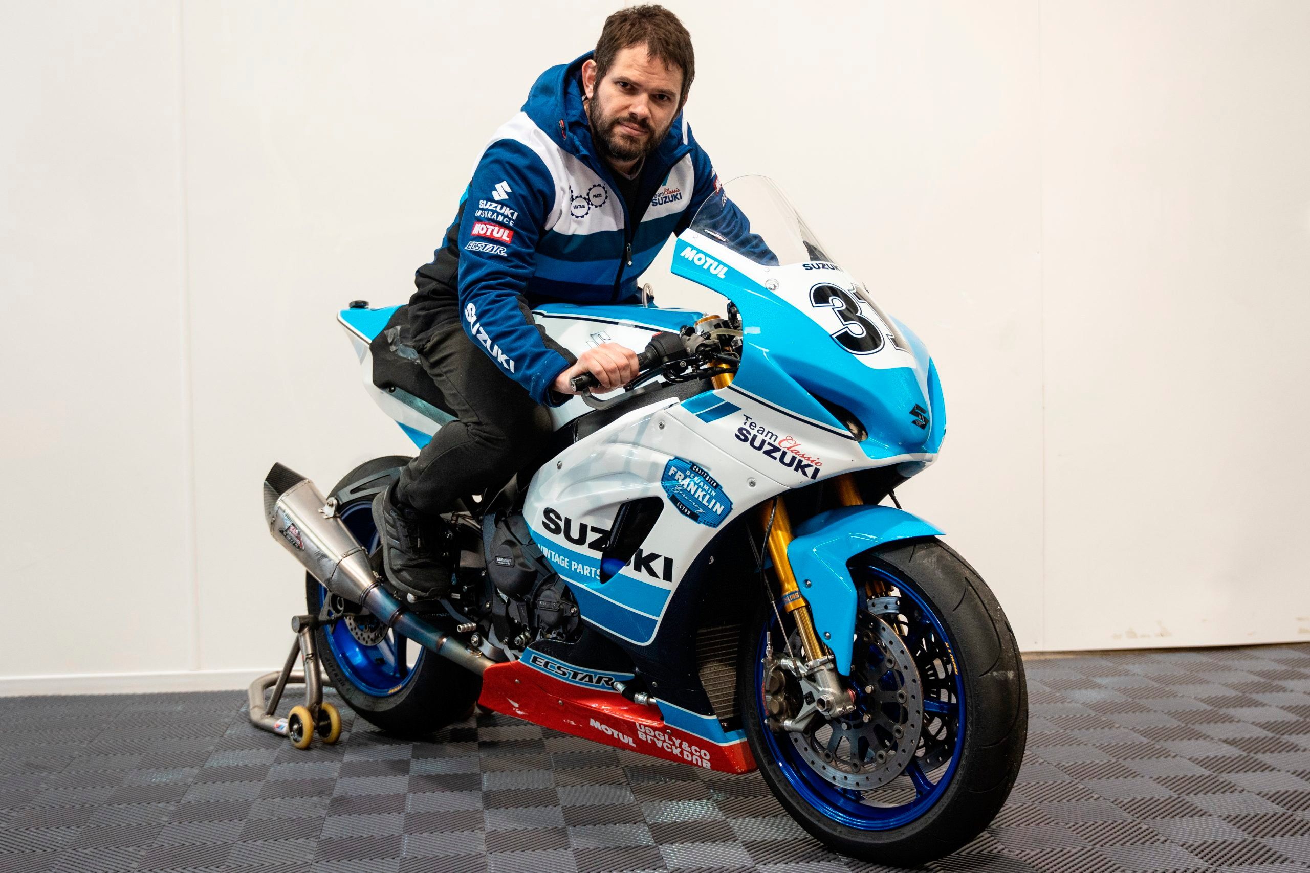 Douglas, Isle Of Man. 19th Jan, 2022. Shaun Anderson (1000 Suzuki)  representing the Crendon Suzuki by Hawk Racing Suzuki team during the RL360  Superstock TT Race at the Isle of Man, Douglas