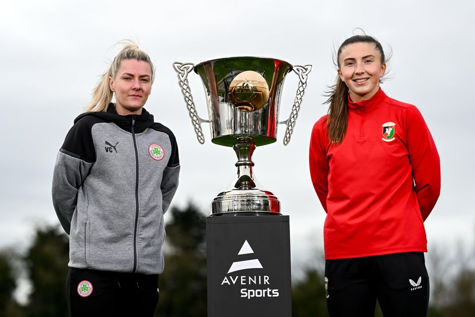 Cliftonville's Vicky Carleton and Glentoran's Aimee Neal at the launch of Avenir Sports All-Island Cup 2024