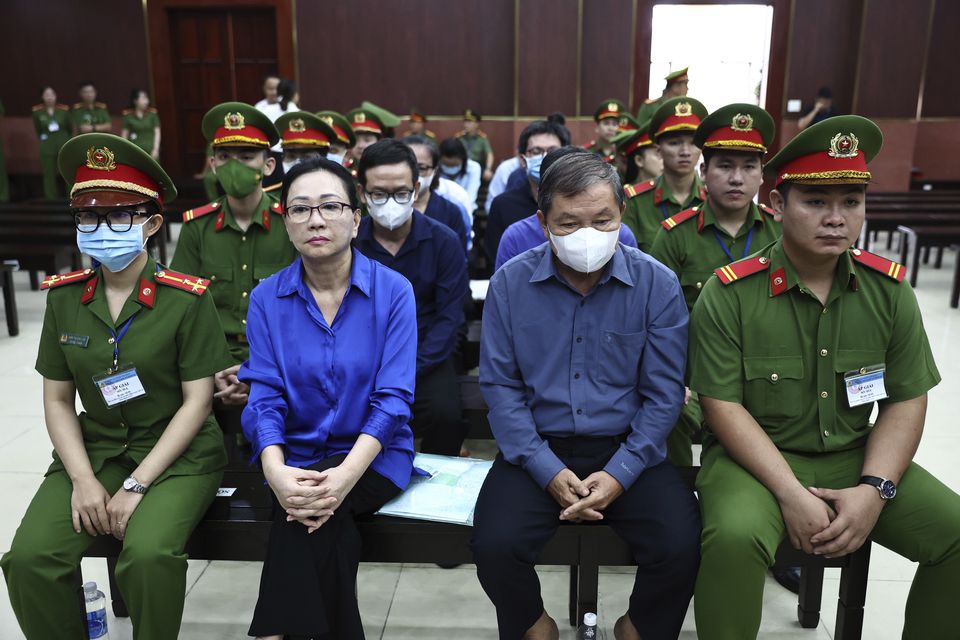 Vietnamese real estate tycoon Truong My Lan, second left, attends court in Ho Chi Minh City to appeal against her death sentence in a financial fraud case (Tran Quynh/VNExpress/AP)