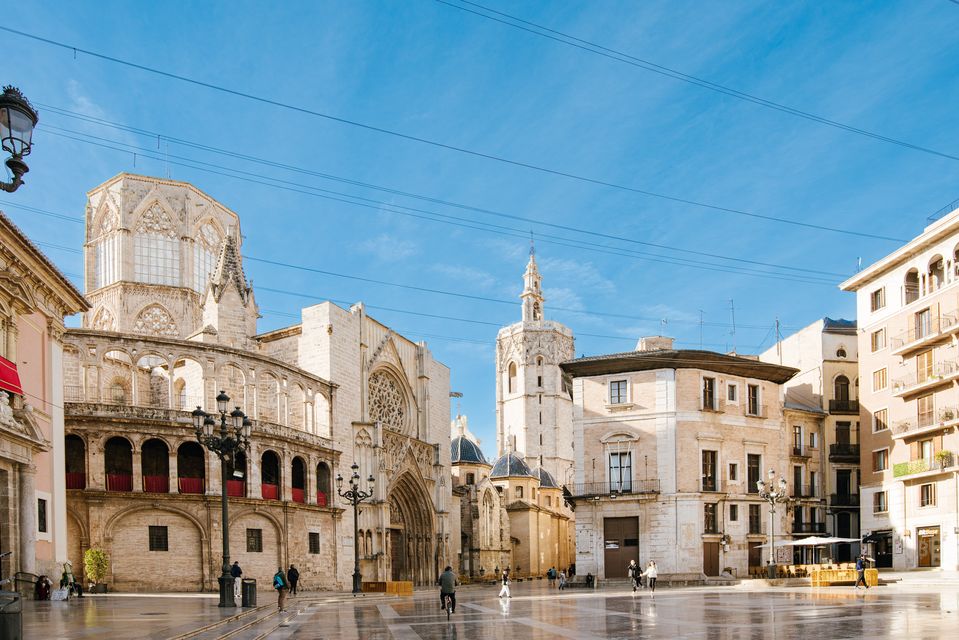 Plaza de la Virgen, Valencia