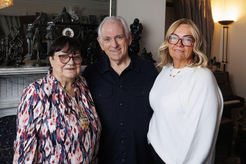 Hugo Duncan with his wife Joan and daughter Suzanne (Liam McBurney/PA)