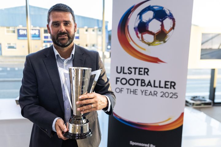 David Healy opens up on Linfield future amid fresh Scottish links: ‘It’s not beneficial for the supporters’