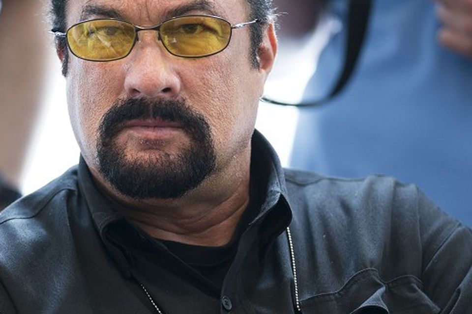 Steven Seagal is considering a shot at Arizona's highest office