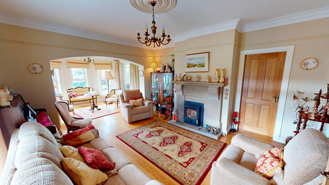 Monea Spacious fourbed home in heart of Fermanagh countryside up for