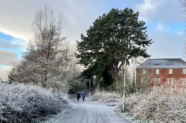 Temperatures drop to minus 7.5C in Ireland with weather warnings still in place