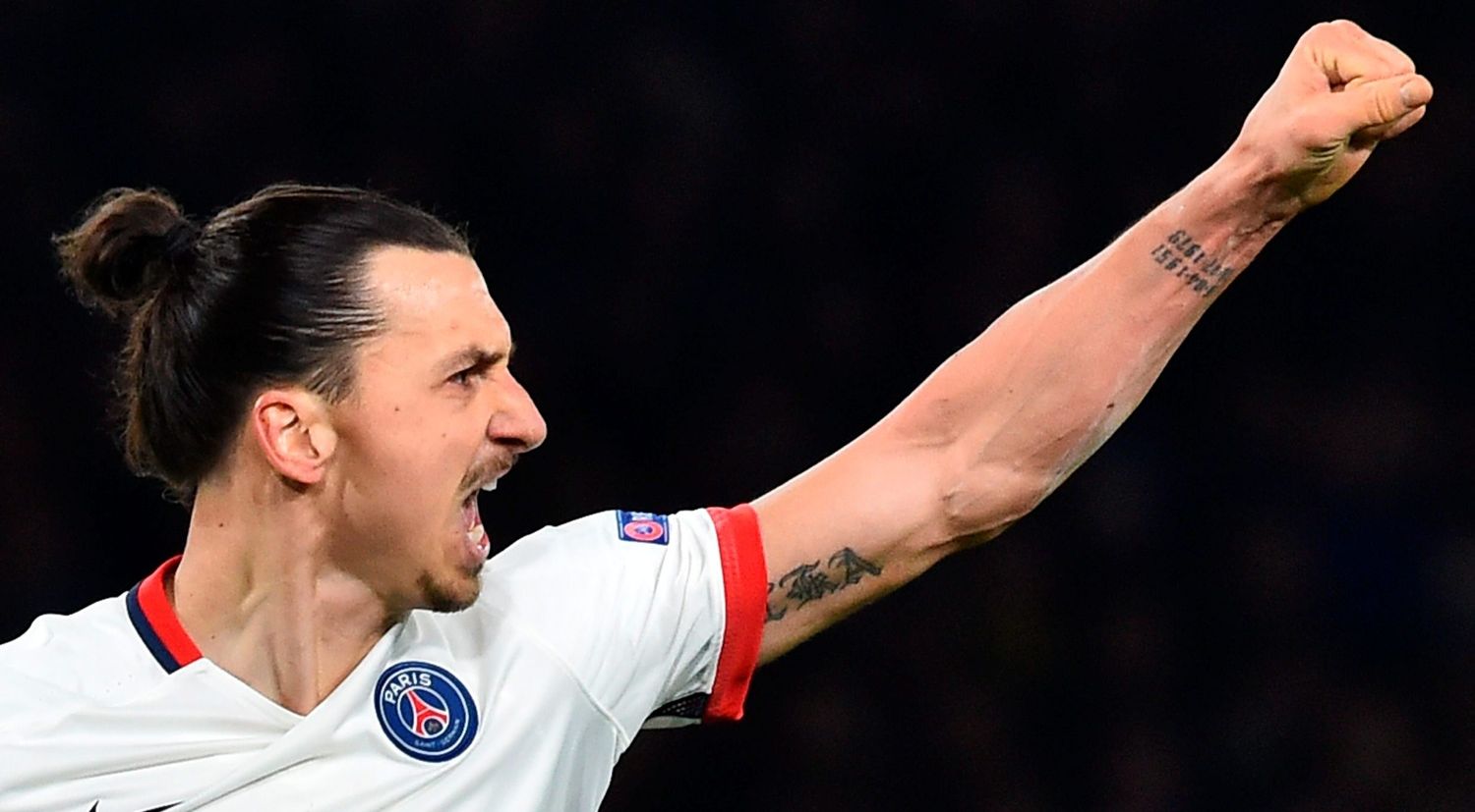 PSG's Van der Wiel fined after clash with Ibrahimovic