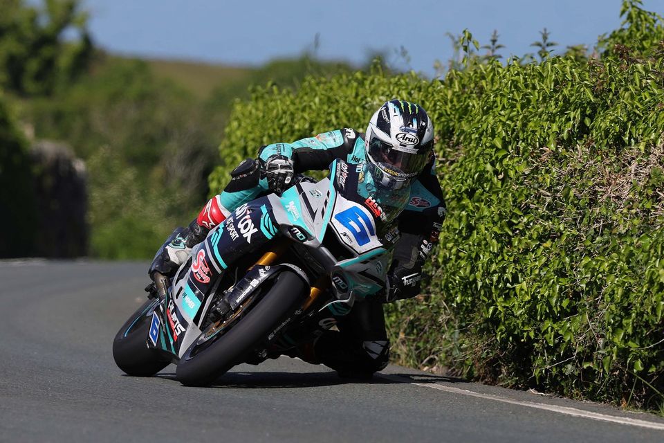 Ilha de Man, 2022 – Michael Dunlop vence a Supersport - Novo