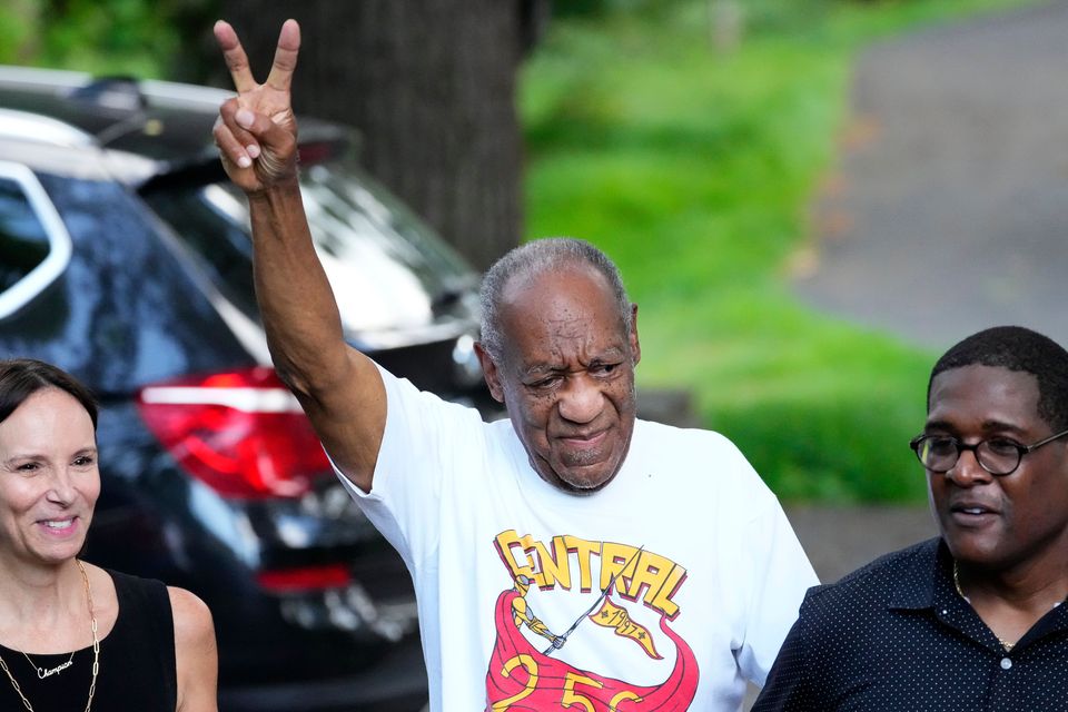 Bill Cosby Freed From Prison After Sex Assault Conviction Overturned Uk 