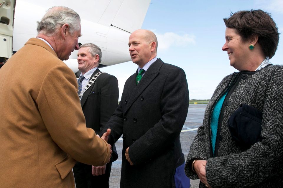 The Prince is of Wales (left) is greeted on his arrival at Shannon airport by Cllr Joe Cooney, Cathaoirleach, Clare County Council (2nd left)) and British Ambassador to Ireland, Dominick Chilcott and Jane Chilcott at the start of his 4 day visit to Ireland.