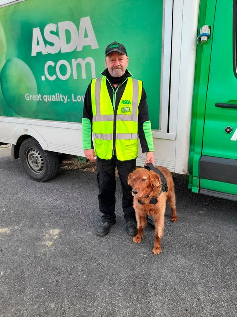 Ronan McManus with red setter Ruá