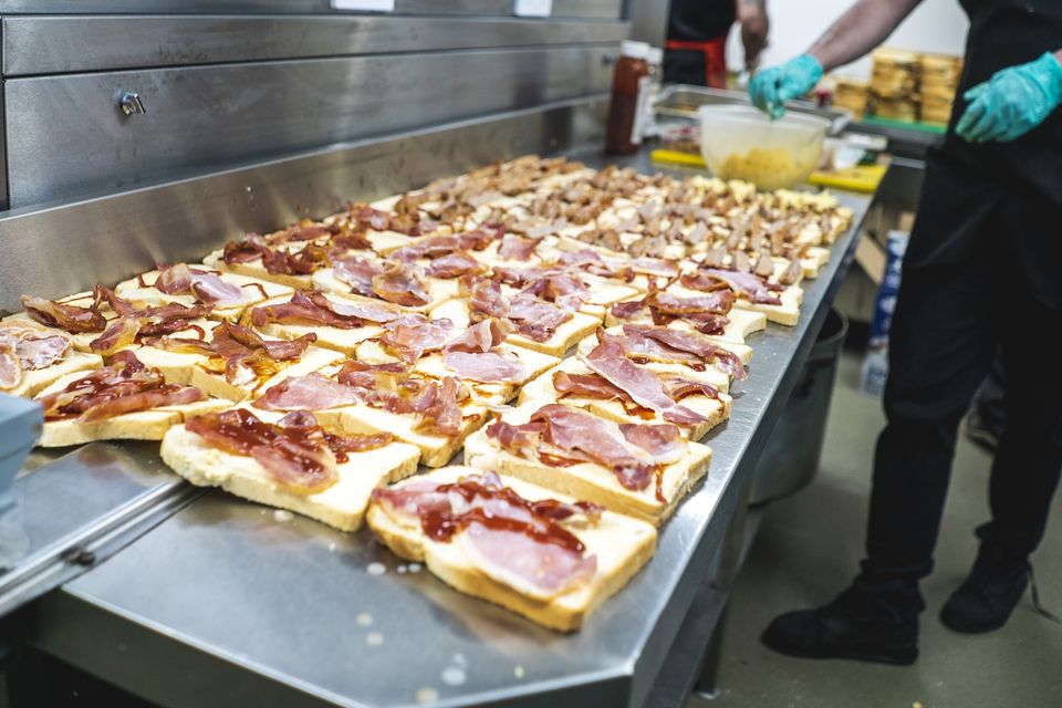 Free food delivery near me discount