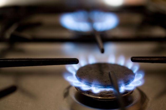 UK inflation to edge higher if oil prices push up energy costs, experts warn