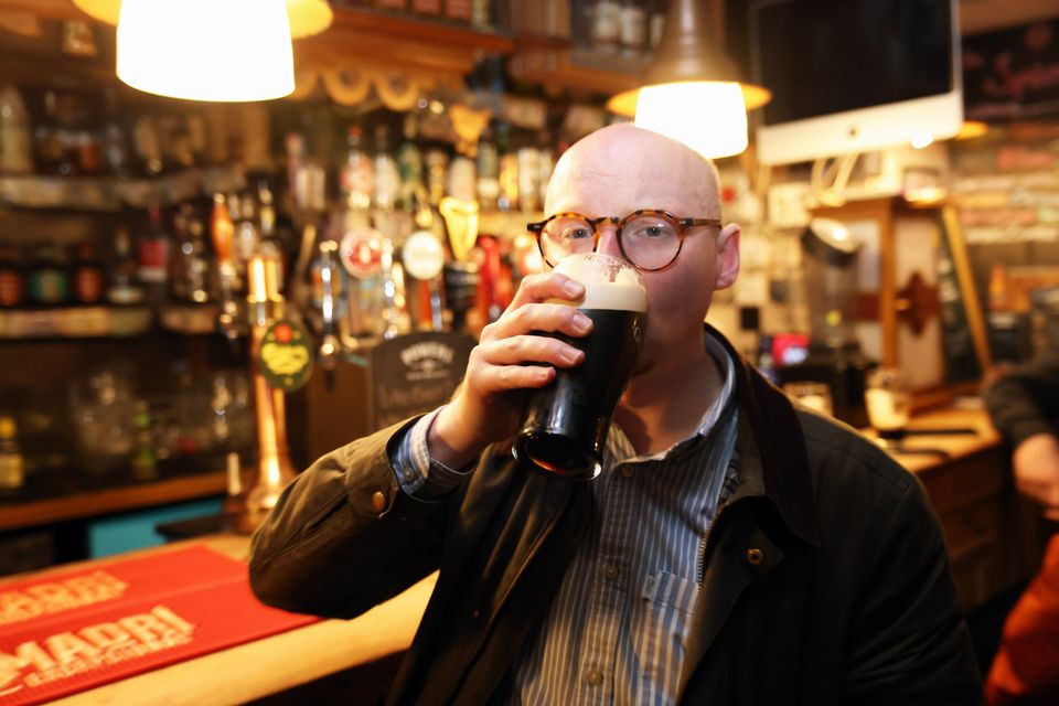 Understanding Beer Measurements: Pints and Half Pints - Temple bar