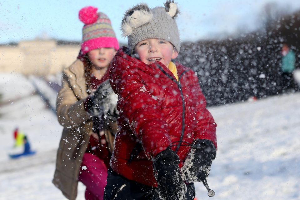 Presseye - Belfast - Northern Ireland - 9th December 2017

Children enjoy the recent snow fall at Stormont in east Belfast.
Jack (5) sledges down the hill at parliament buildings.

Mandatory Credit ©Matt Mackey / Presseye.com