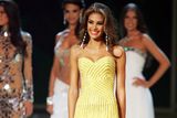 thumbnail: Miss Venezuela Dayana Mendoza is crowned Miss Universe 2008 on stage during the 57th Annual Miss Universe Competition at the Crown Convention Centre on July 14, 2008 in Nha Trang, Vietnam.