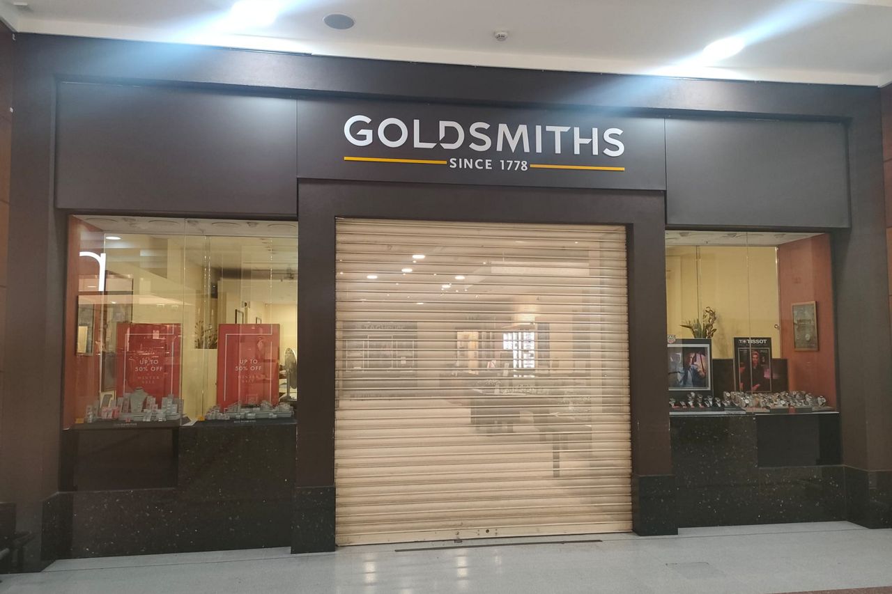 Jewellery store Goldsmiths pulls out of Forestside shopping centre