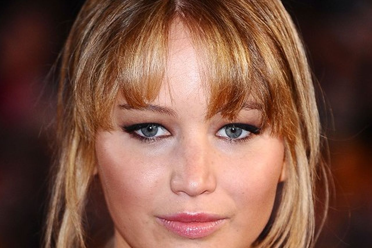 Jennifer Lawrence Nude Photo Leak The Work Of An Underground Trading Ring Claim Reports
