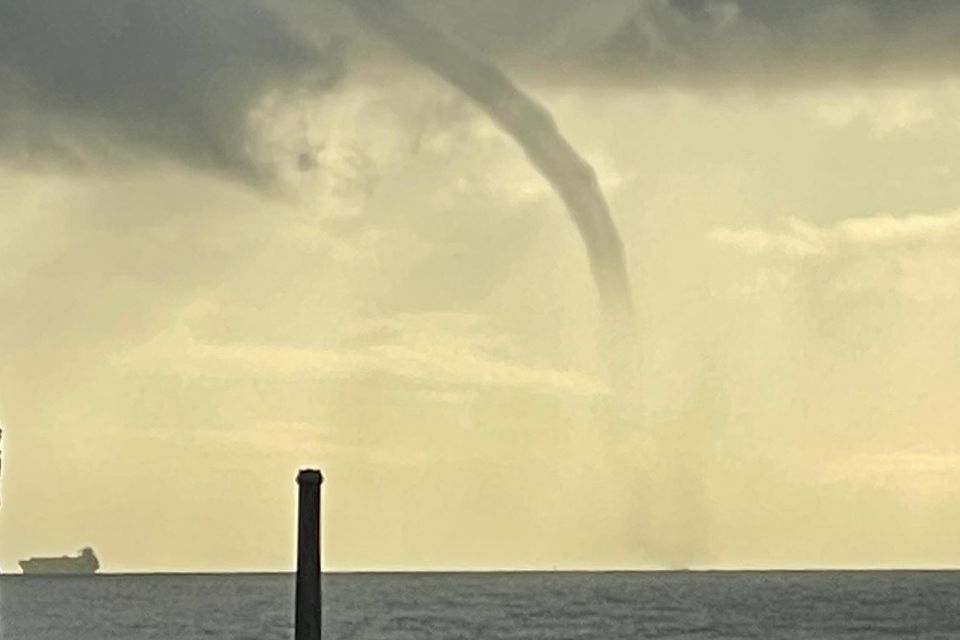 ‘Biggest of a lifetime’ waterspout spotted off south Wales coast ...