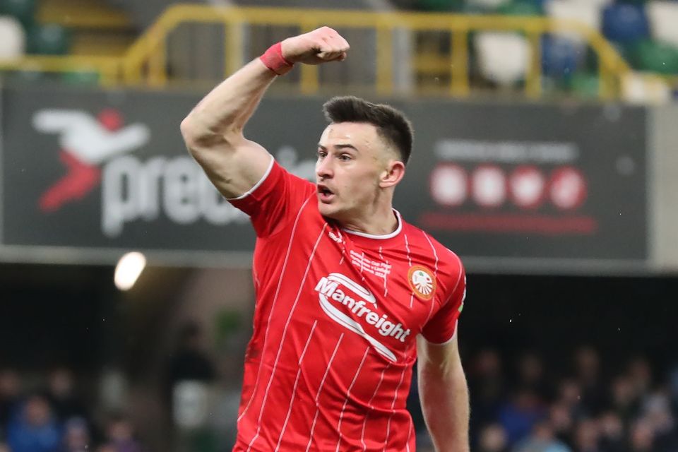 Irish League Playr-Fit Championship: Portadown sink Bangor