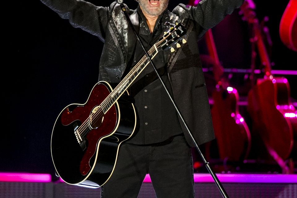 Neil Diamond bows out because of Parkinson s check out his last