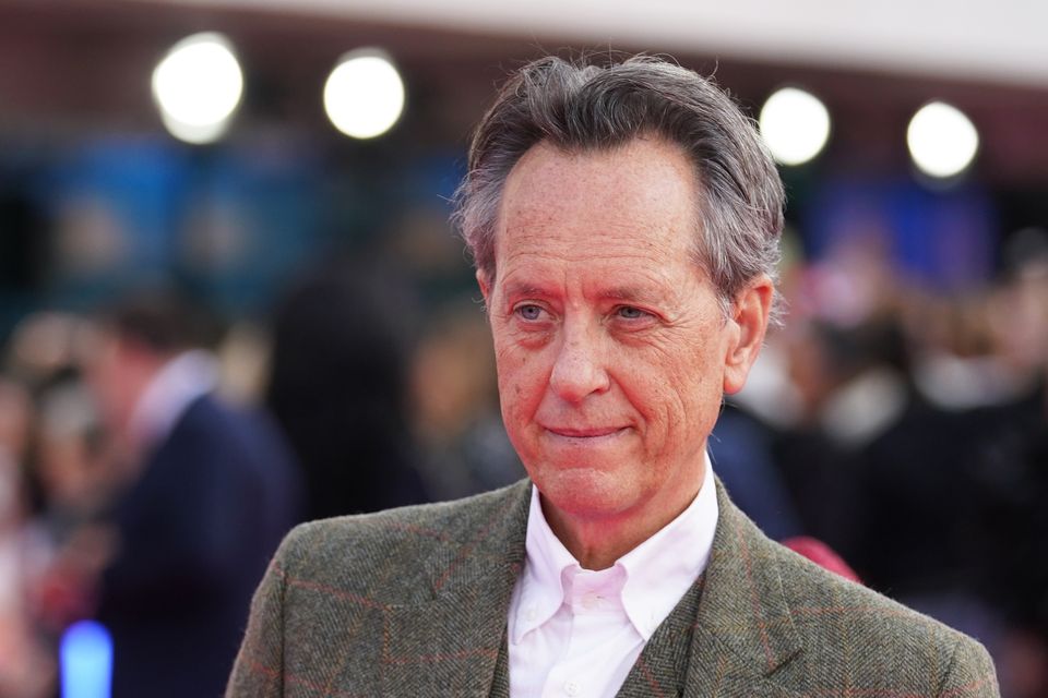 Richard E Grant goes travelling for BBC book series - BBC News