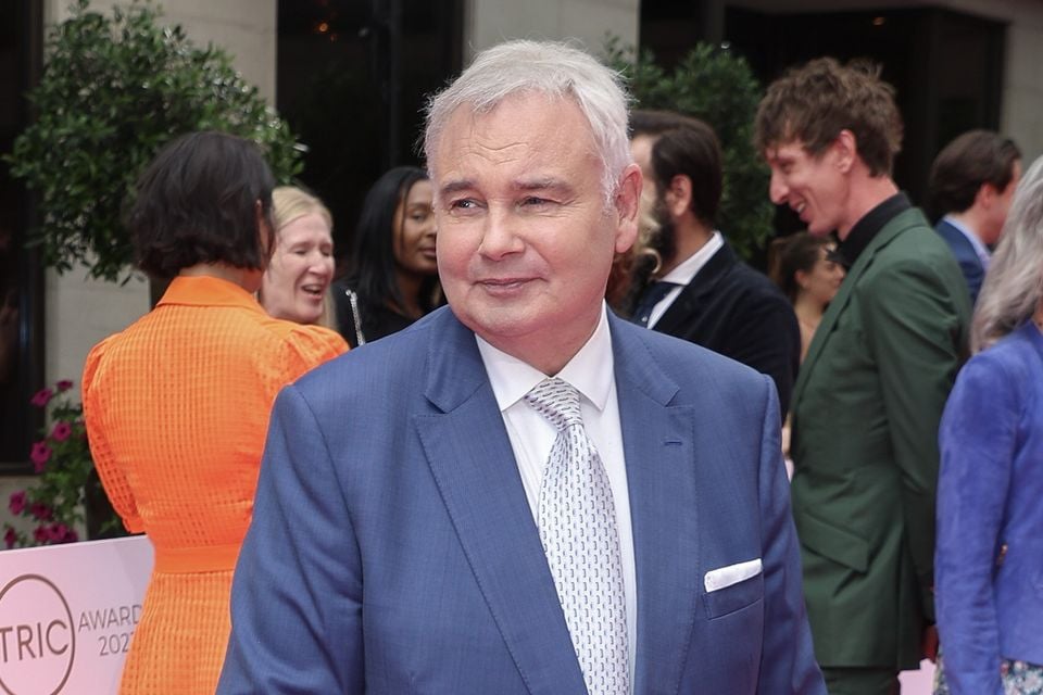 Eamonn Holmes leaves GB News Breakfast show during broadcast after 'feeling  unwell' amid divorce from Ruth Langsford | BelfastTelegraph.co.uk