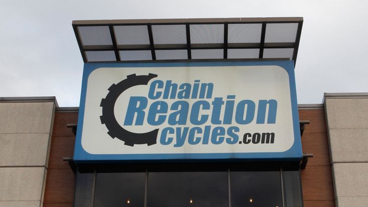 Chain cheap reaction boucher