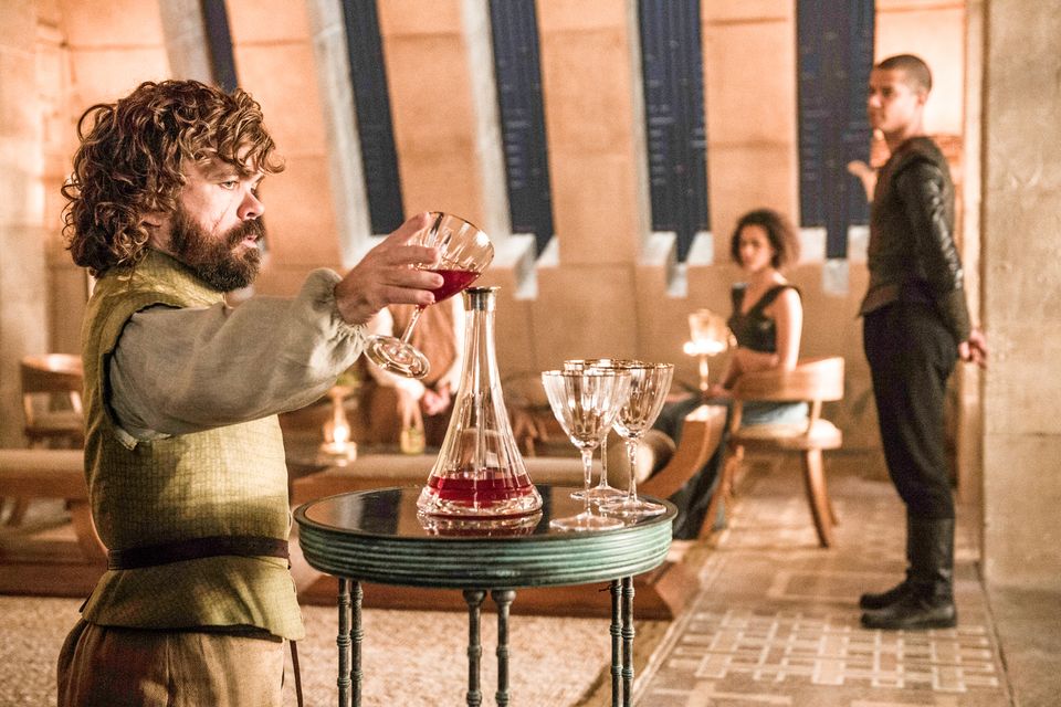 Peter-Dinklage-as-Tyrion-Lannister-raising-a-glass-on-Game-of