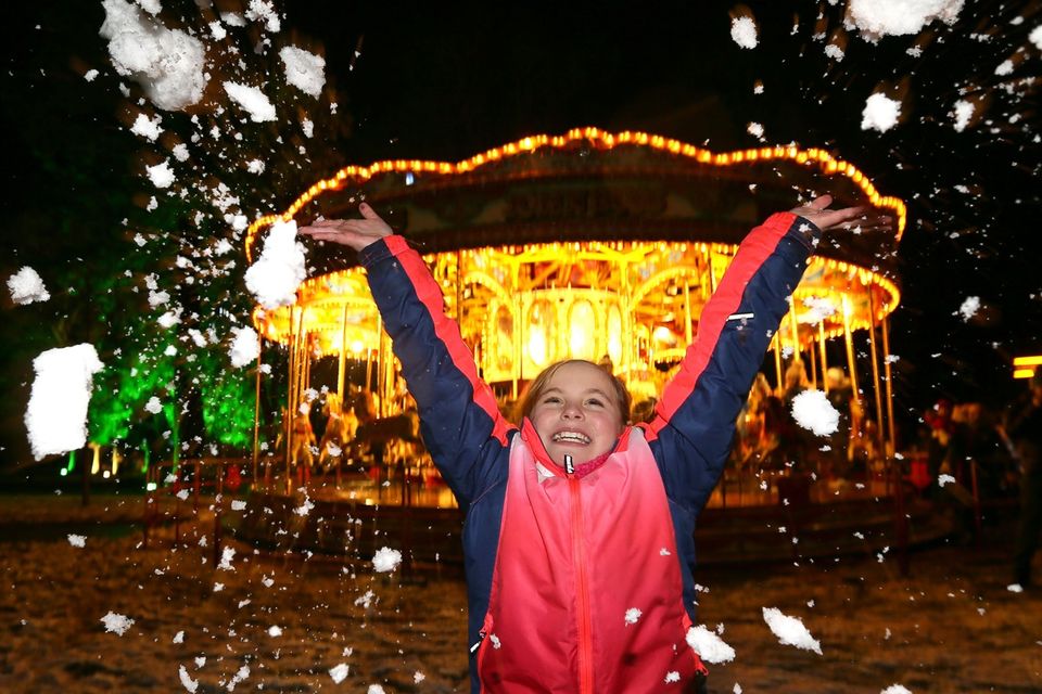 PACEMAKER, BELFAST, 9/12/2017: Teal-Bella Alexander from Bangor has fun in the snow at the Enchanted Winter Garden which opened on Saturday in Antrim's Castle Gardens. The annual Christmas event is now in it's fifth season.
Enchanted Winter Garden is running to 20 December in Antrim Castle Gardens, Antrim. For event information and tickets visit www.enchantedwintergarden.com
PICTURE BY STEPHEN DAVISON