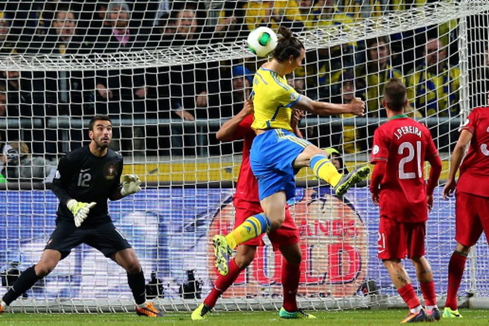 Ronaldo's Hat Trick In World Cup Qualifying Playoff Even Had Zlatan  Ibrahimovic Applauding (GIF/VIDEO)