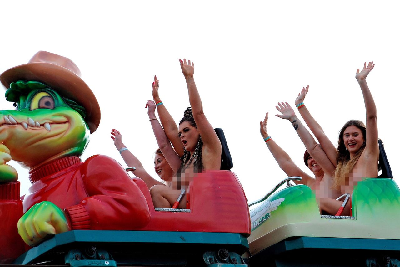 Naked ambition sees rollercoaster riders make £10,000 for cancer appeal |  BelfastTelegraph.co.uk