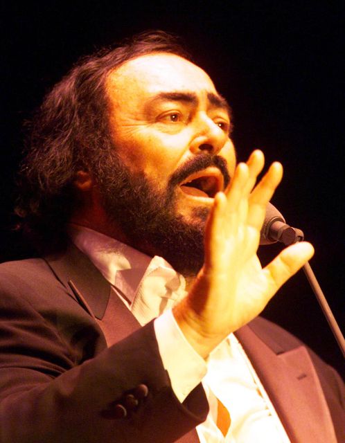 Luciano Pavarotti to be posthumously honoured on Hollywood Walk of