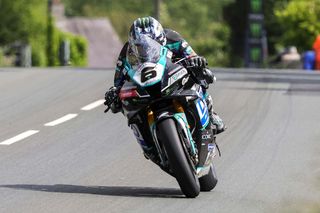 Isle of Man TT: Michael Dunlop aims for a final flourish ...